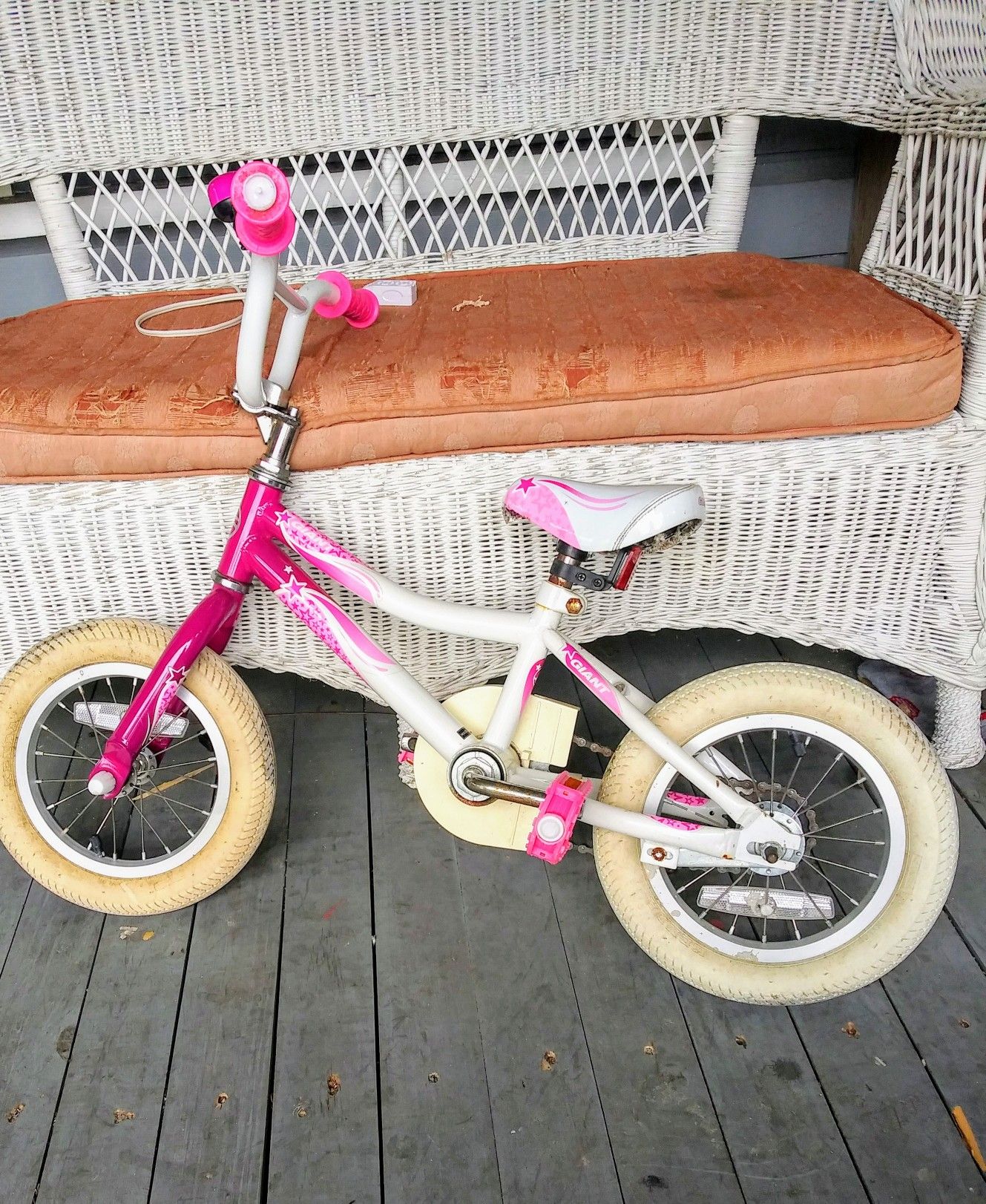 Girls bike