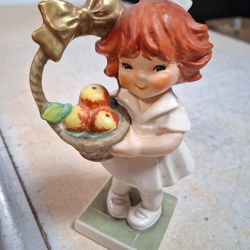 Vintage goebel  ceramic sculpture