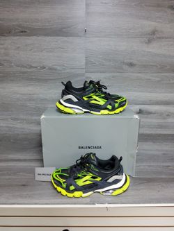 Balenciaga track 2.0 Sneaker black Neon green size 42 eu size 9 us with Box