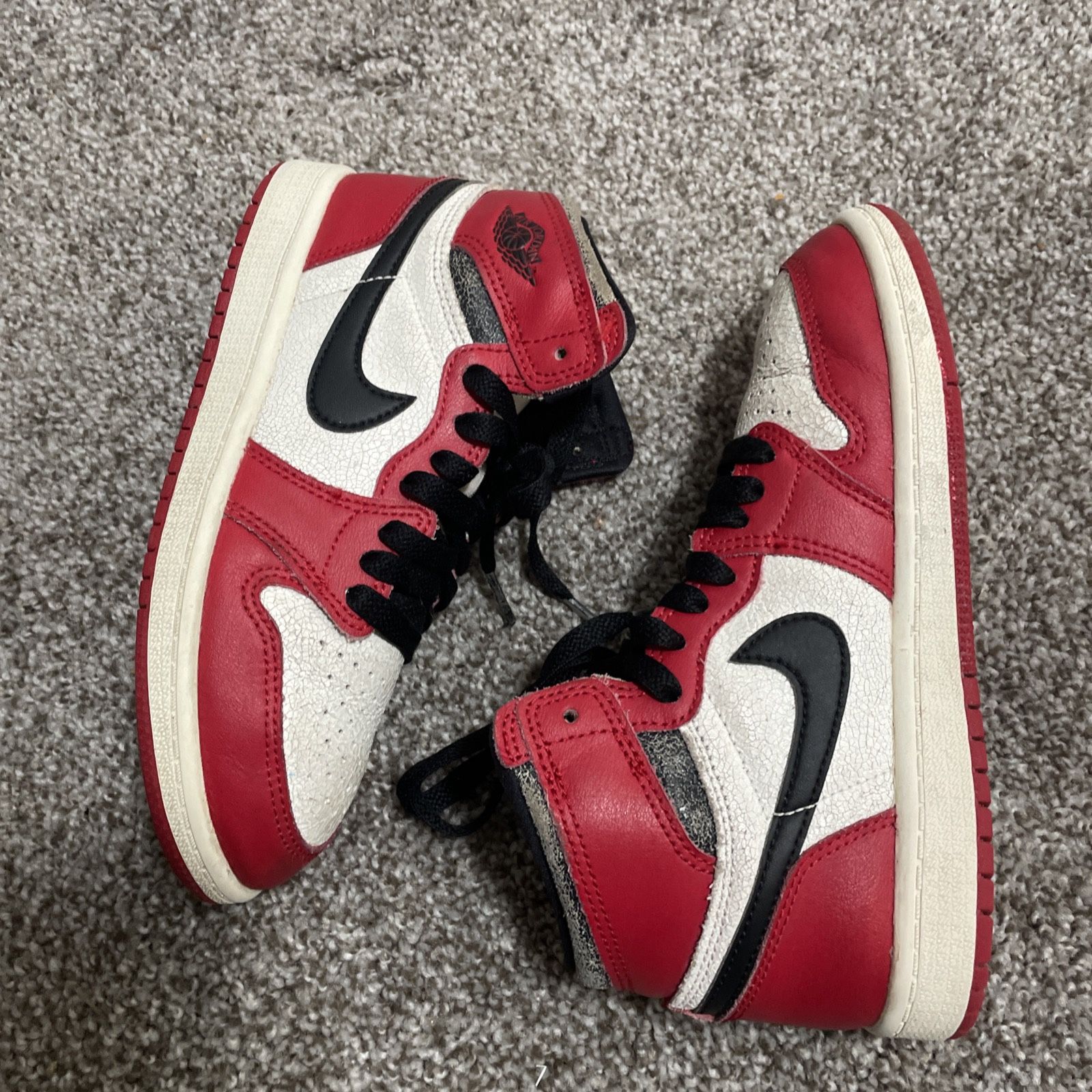 Air Jordan 1 Retro Lost And Found Size 2y Preschool