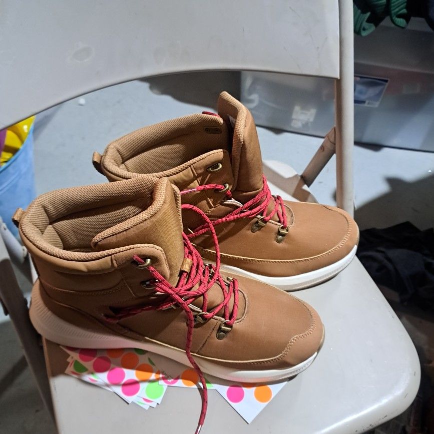 New Size 12 Mens Boots