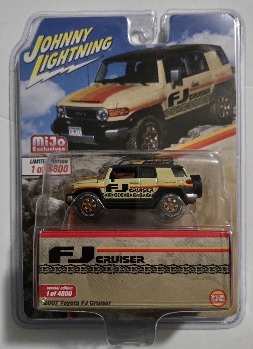 Johnny Lightning Mijo Exclusive 2007 Toyota FJ Cruiser 