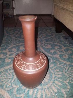 Ceramic vase