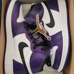 Jordan 1 Court Purple