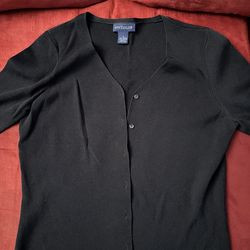 And Taylor black button up sweater size small