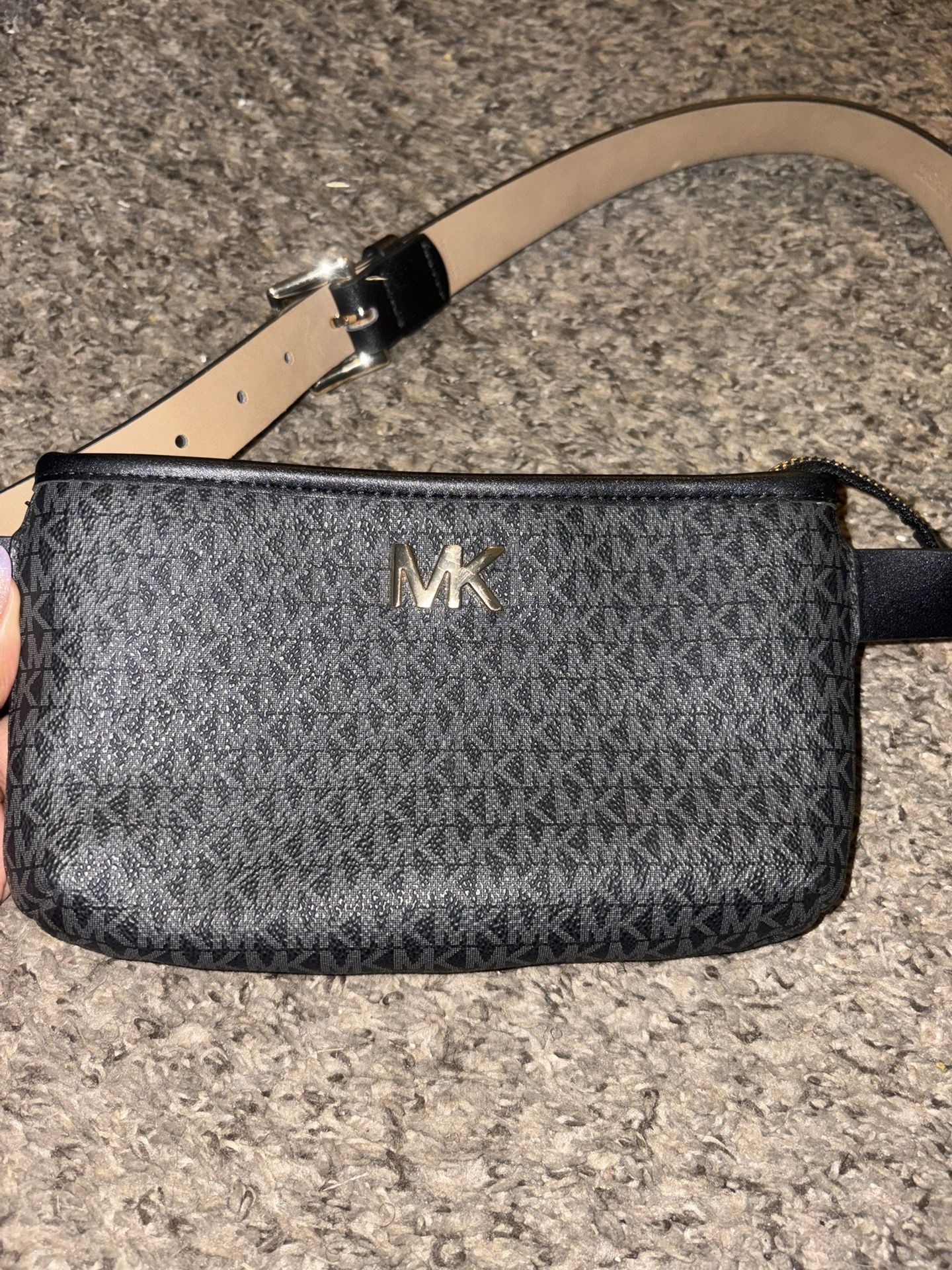 Michael Kors Fanny Pack 