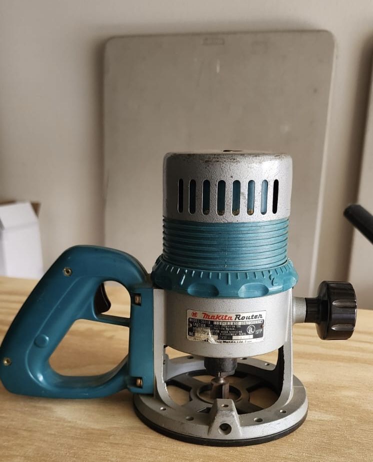 Router Makita 3601b Review Makita D Handle Router Model 3601B