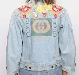 GUCCI Vintage Flora Denim Embroidered Jacket *like new*