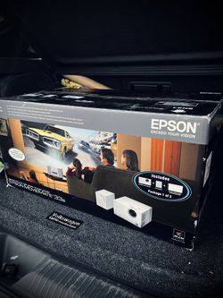 Epson MovieMate 33s Projector **BRAND NEW**
