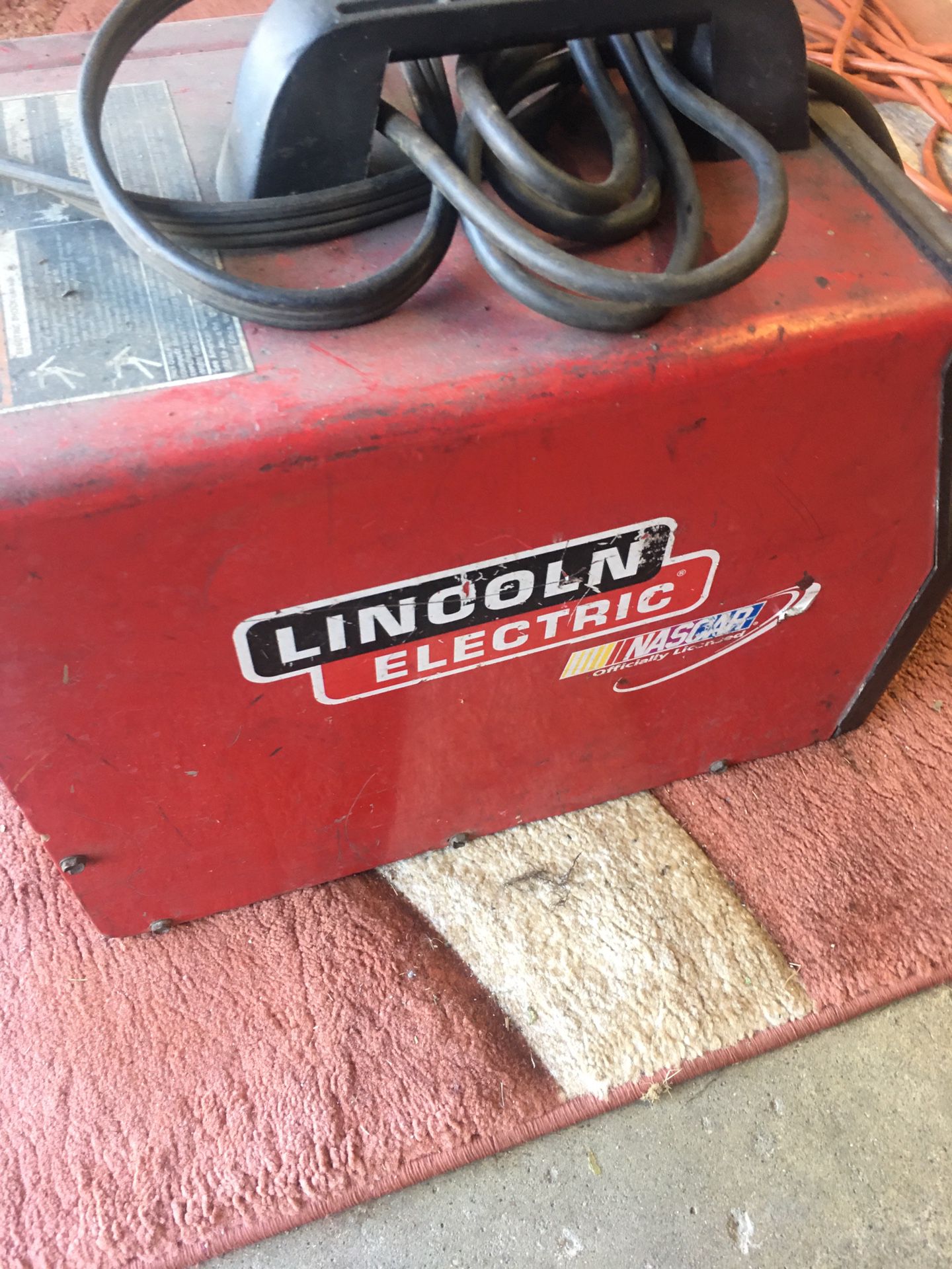 Lincoln welder machine
