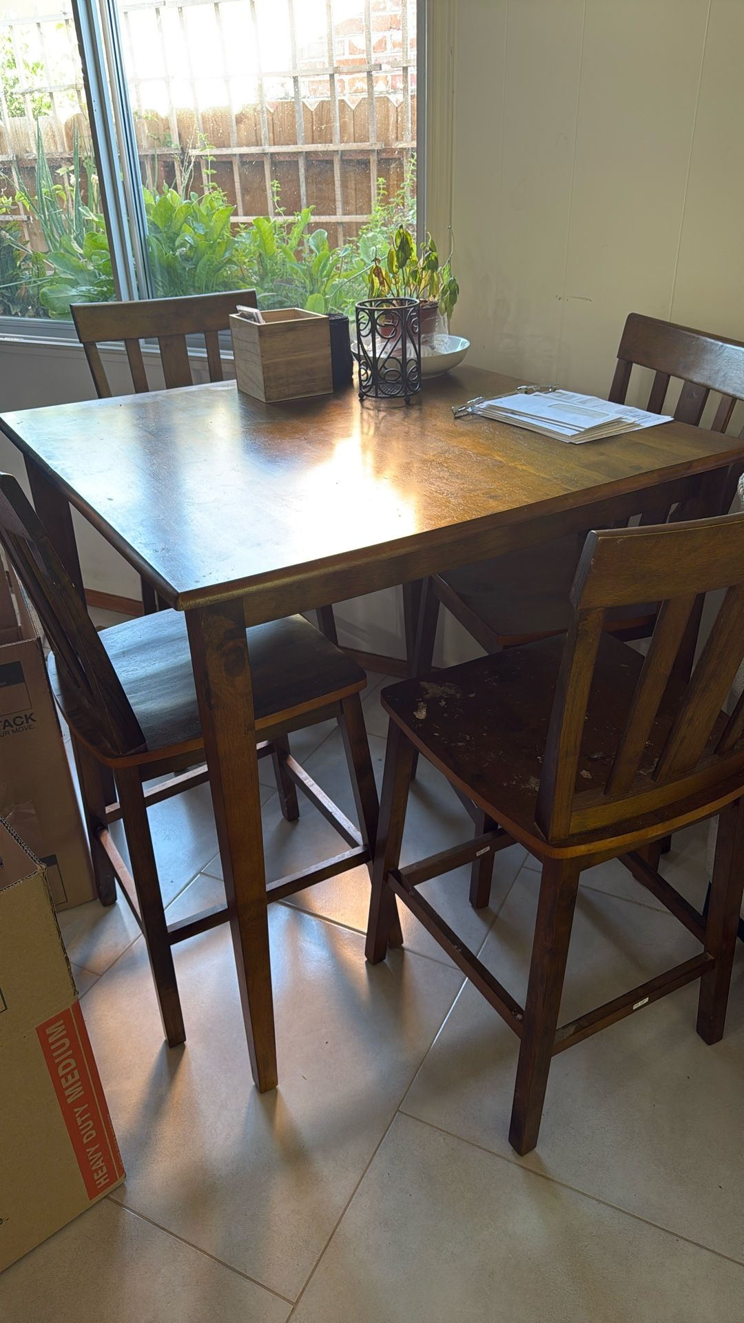Tall Breakfast Table