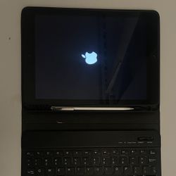 iPad (5th Gen) With Keyboard + Adonit Pen