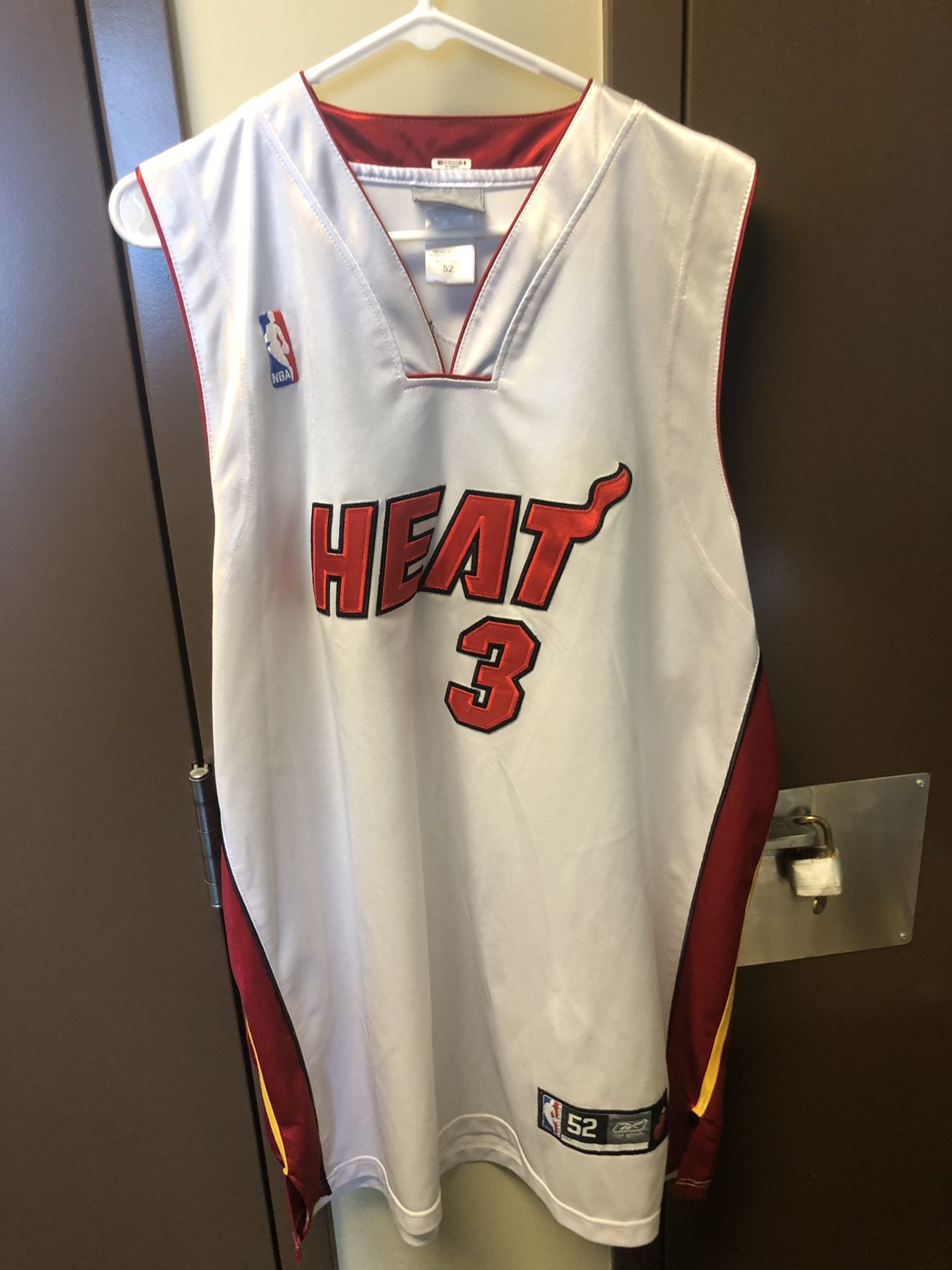 Dwayne Wade sz 52 Miami Heat Basketball Jersey