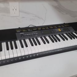 Casio CTK-2500 piano. 