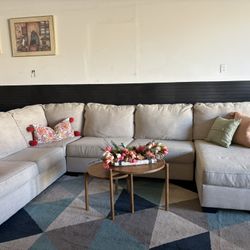 Sectional Couch 