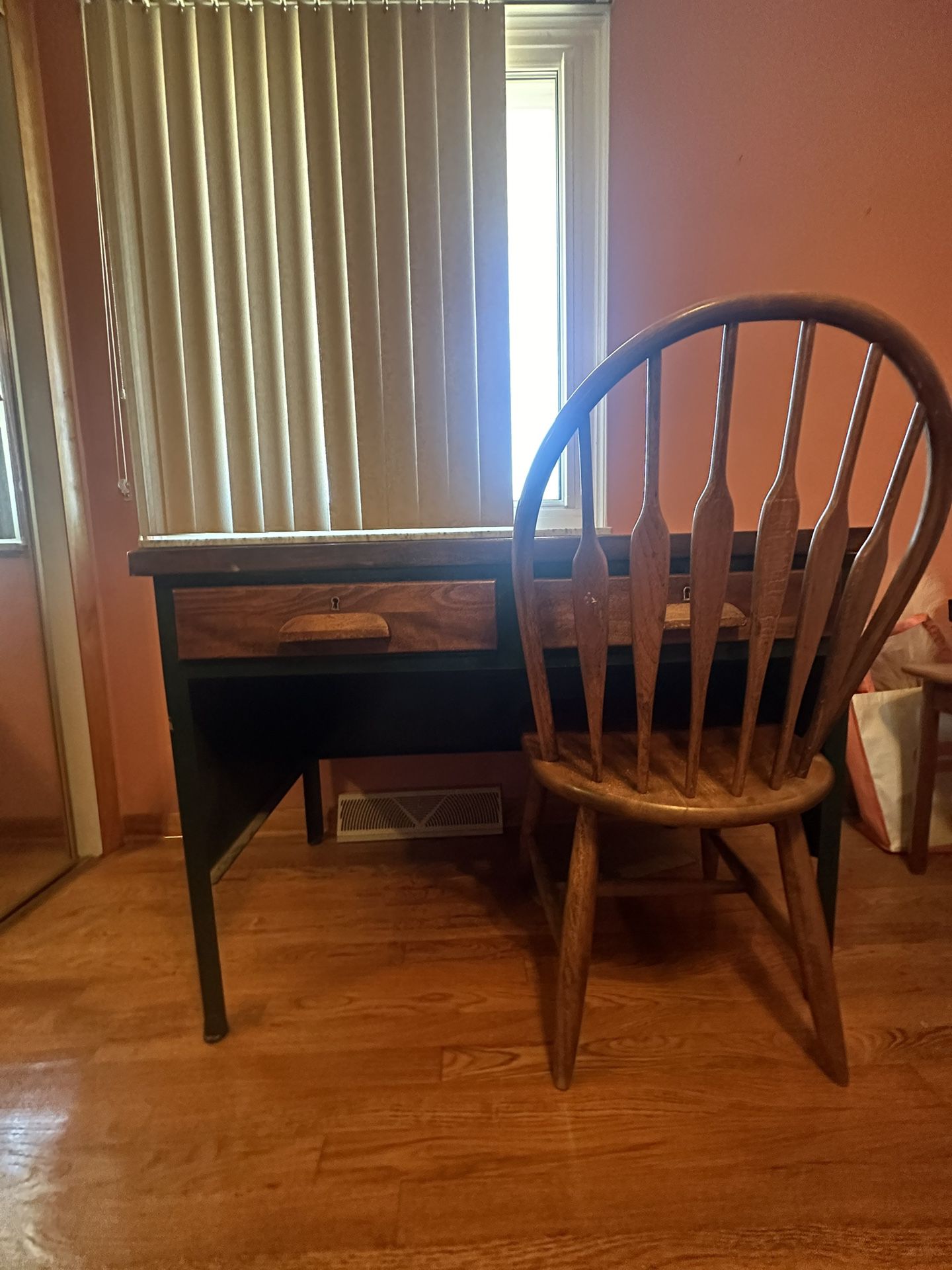 Desk + Small Chair 