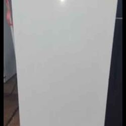SUPER NICE GREAT WORKING 16 CUBIC FOOT COMMERCIAL GRADE UPRIGHT FREEZER WITH WARRANTY CAN DELIVER NO SALES TAX