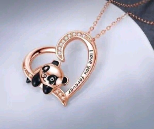 BRAND NEW IN PACKAGE 14K ROSE GOLD PLATED CLEAR OPAL CUBIC CZ ZIRCON PANDA IN HEART STATEMENT PENDANT NECKLACE 