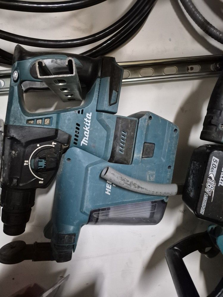 Makita Roto hammer Drill
