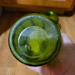 Profile 1900 Glass Flower Vases