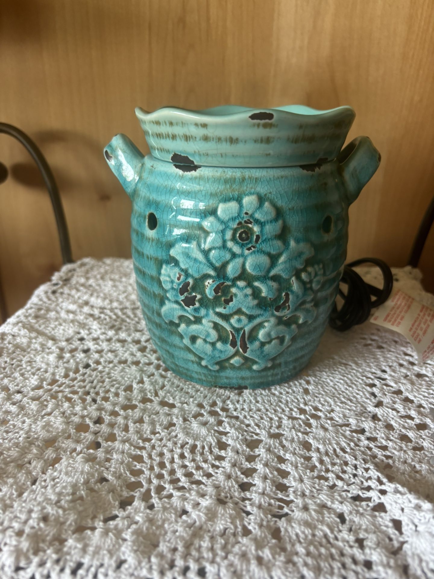 Scentsy Turquoise Rustic Bloom Wax Warmer