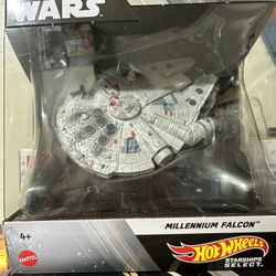 Millennium Falcon 
