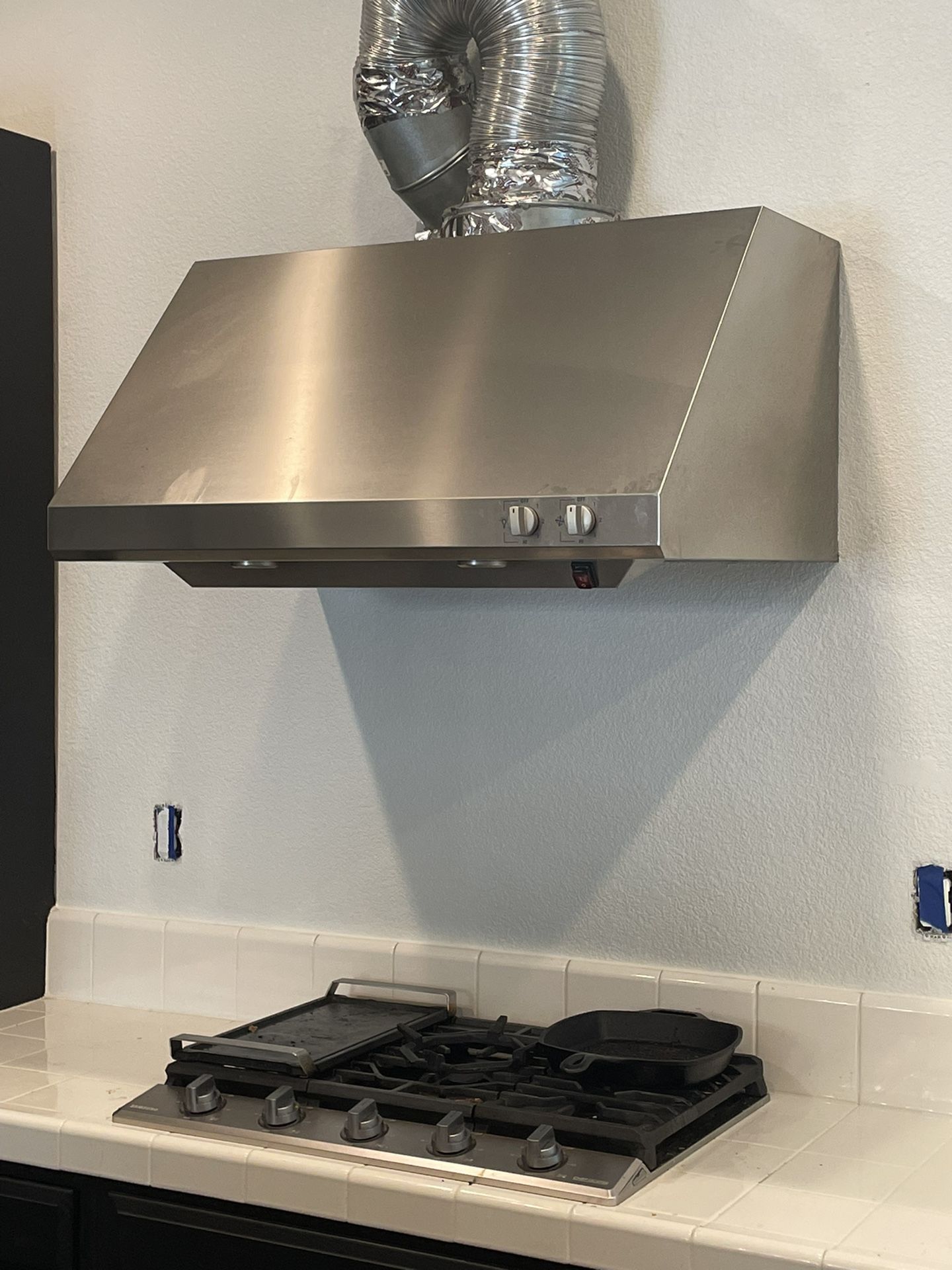 Monogram Range Hood Kitchen