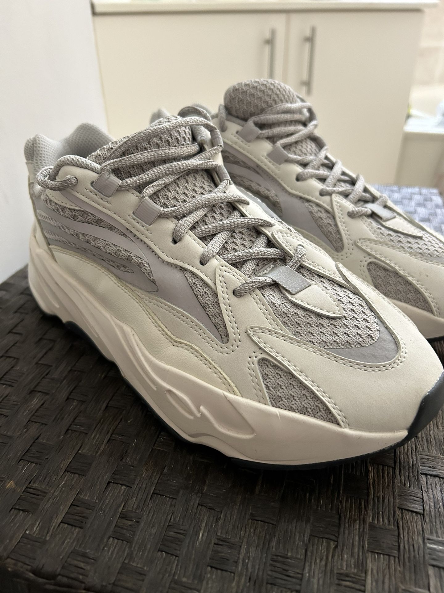 Original Yeezy Shoes Women Size 9
