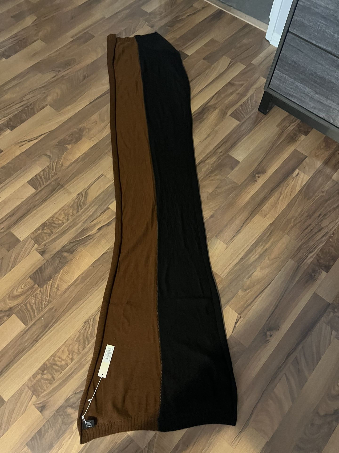 Brand New Summersalt Classic Colorblock 2-Tone Scarf