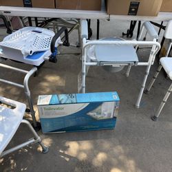 Elderly Diapers And Medical Supplies