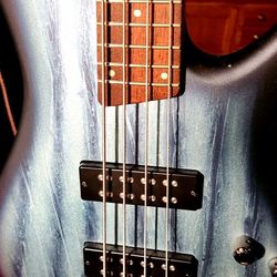 Ibanez 4 String Bass Guitar (Blue) 
