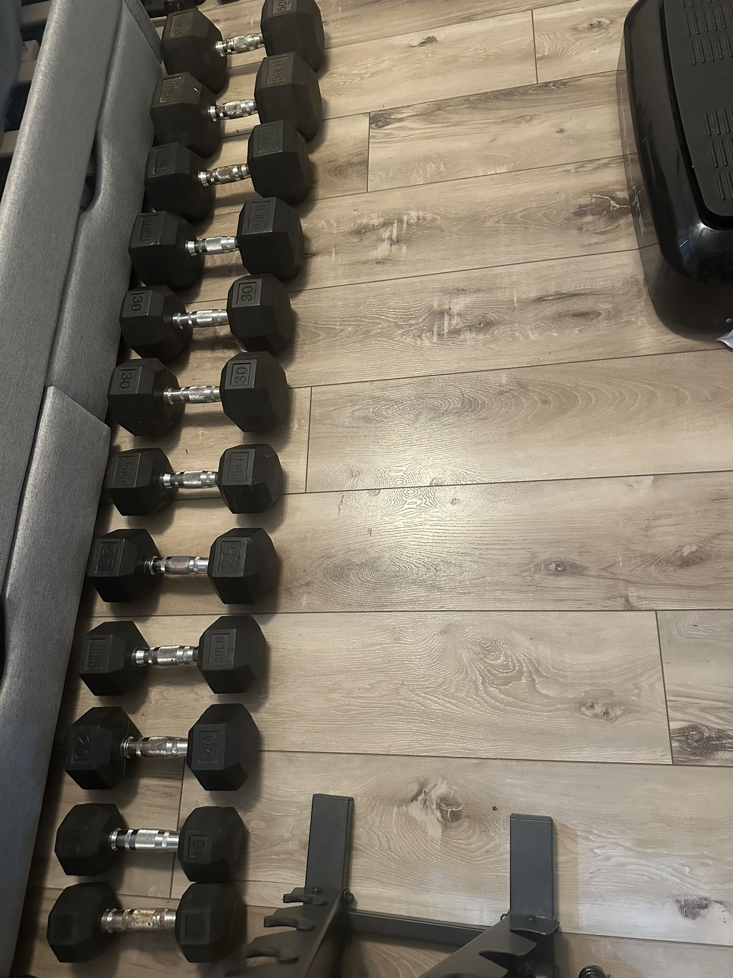 Set Of Hex Dumbbells (Pairs Of 15+20+25+30+40+50)