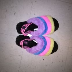UGG Multi-colored Slippers Size 8- In Belton, Tx To 