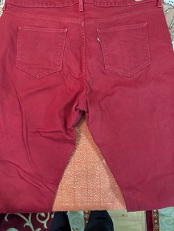 Like new jeans Levi’s color red size 20 W no damages