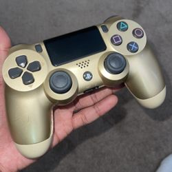 PS4 Contorler