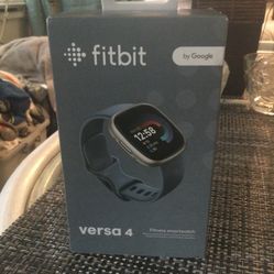 FITBIT VERSA 4 BRAND NEW NEVER OPENED