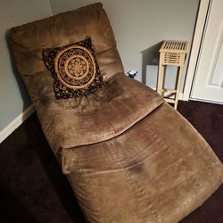 Chase lounger