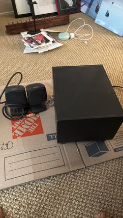 Computer speakers with subwoofer