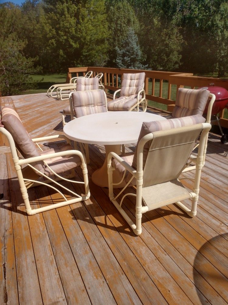 Patio Furniture 