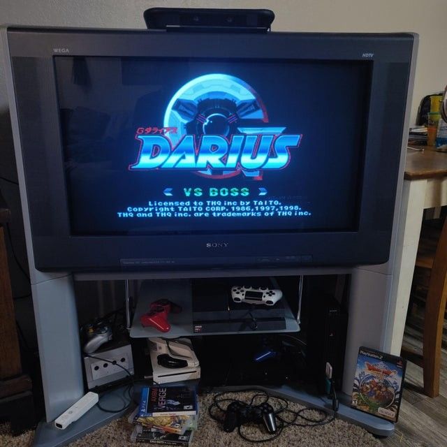 Sony Wega Trinitron Super Fine Pitch 34xbr widescreen CRT with hdmi Great For Retro Gaming