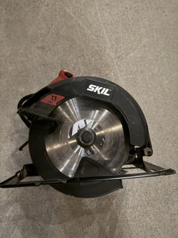 SKIL 13-Amp 7-1/4" Circular Saw