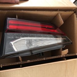 Original 2020 Lexus Light