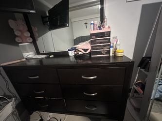 Dresser For Sale