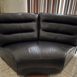 Brown couch 