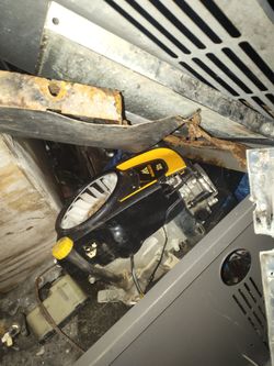 McCullough Riding Mower Motor $350/Bestoffer Or Trade 