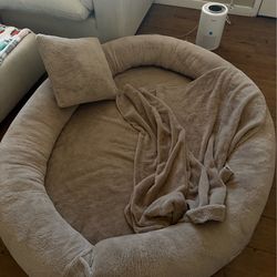 Dog bed