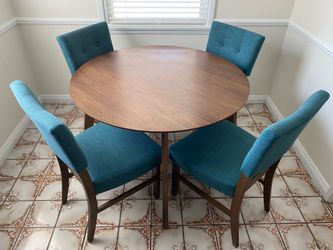 Dining Set