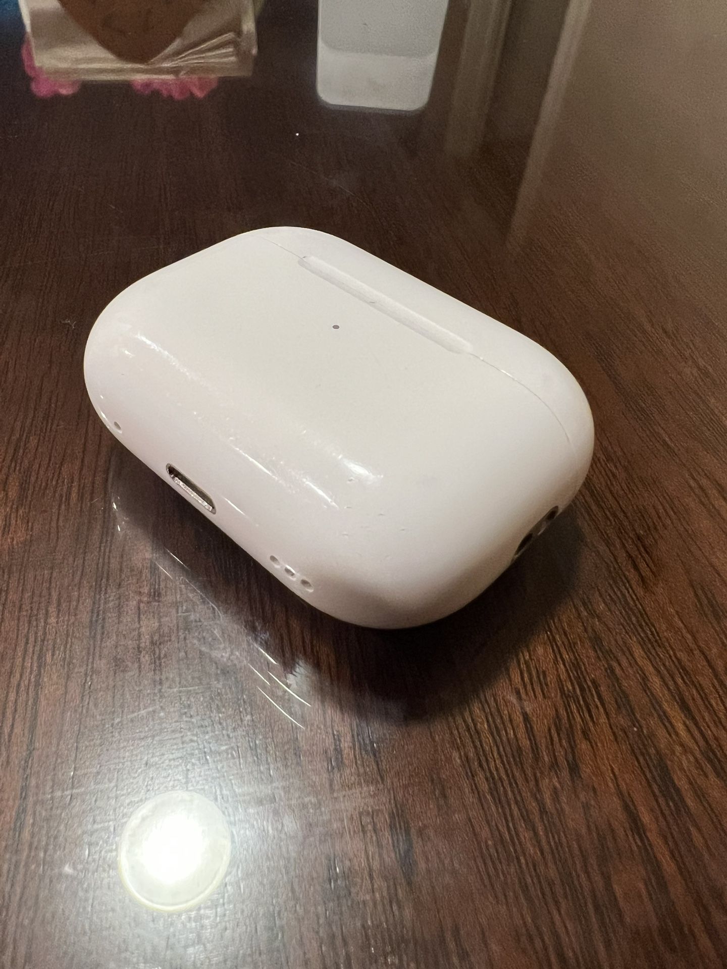 Apple AirPods Pro 2nd Gen Charging Case Replacement Lightning Only A2700