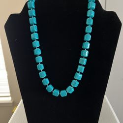 Faux Turquoise Choker Necklace. 