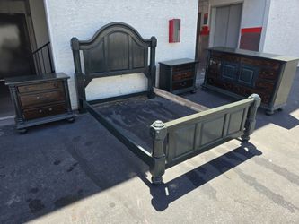 Dark Green Queen Bedroom Set